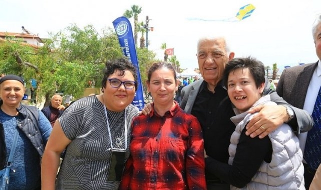 Muğla Büyükşehir'den Akyaka Sahili'nde uçurtma şenliği