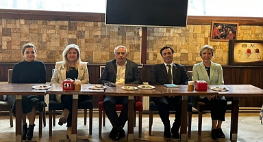 MHP Karşıyaka’da “Esnaflar Soruyor…”