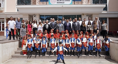 Petkim'in İzmir'de yaptığı okul kendi enerjisini üretecek