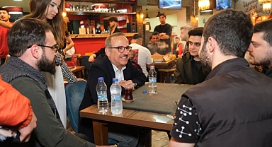 Sürekli gençlere seslendi