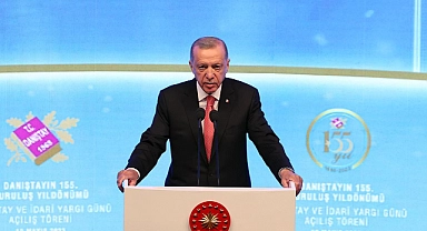 "Türkiye'yi, sivil ve özgürlükçü bir Anayasa'ya kavuşturmak istiyoruz"