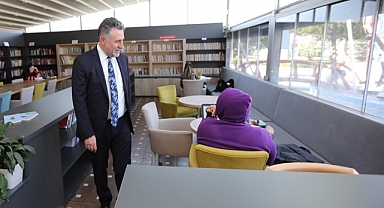 Bayraklı’da kitap kafelerin sayısı artıyor