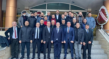 Biz Bir Partiye Değil, Esnafımızın Gönlüne Talibiz