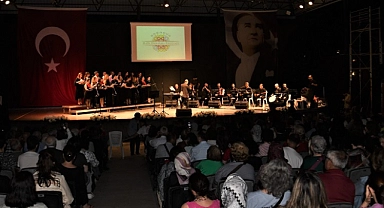 Bornova’da Halk Dansları Festivali coşkusu başladı