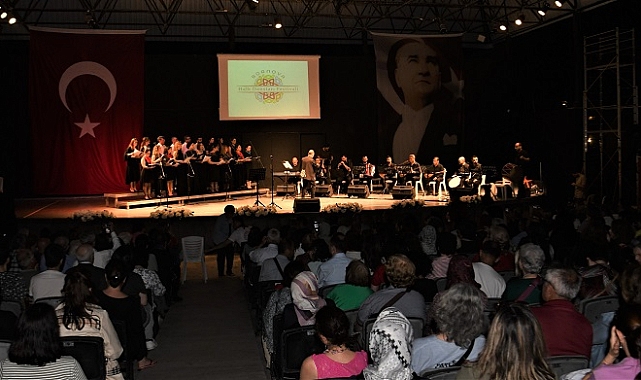 Bornova’da Halk Dansları Festivali coşkusu başladı