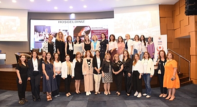 Girişimcilere Sıra Dışı Eğitimler”İn 3. Serisi Tamamlandı