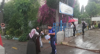 İzmir Büyükşehir Belediyesi’nden öğrencilere YKS desteği