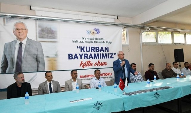 İzmir Karabağlar Belediyesi'nde bayramlaşma sevinci