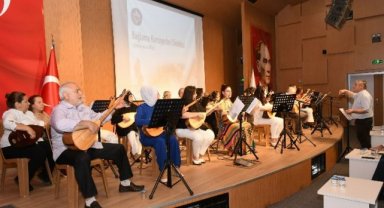 İzmir Karabağlı kursiyerlerden muhteşem final