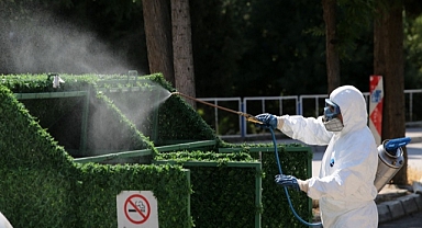 Karşıyaka'da sinek ve haşereyle etkin mücadele