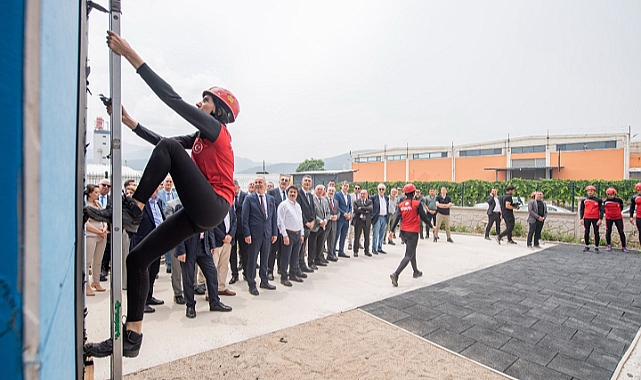 Kemalpaşa OSB itfaiye binası açıldı