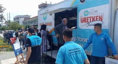 Manisa Salihli'de şehitler için pilav hayrı