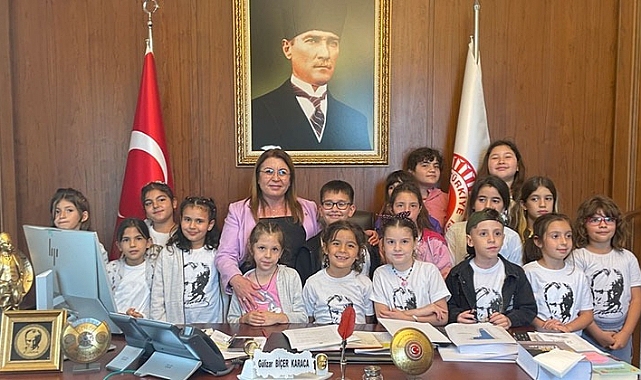 Meclis koridorlarında ADD çocuk korosu sesi yankılandı