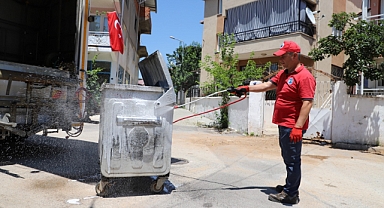 Menderes’te Çöp Konteynerlerine Bakım