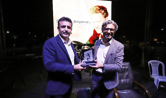 Nazım Hikmet Dikili’de Anıldı
