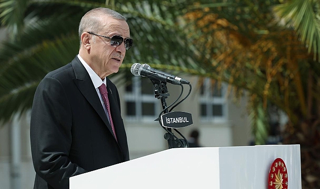 "Yazın kitapla kütüphaneyle okumakla bağlarınızı kesmeyin"