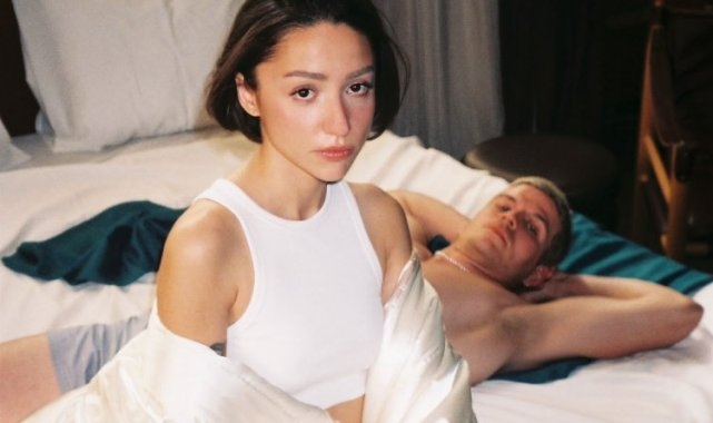 Zeynep Bastık 'Eyvah'ladı!