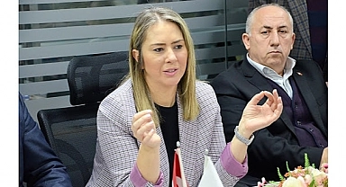 "Biz hizmet ederiz siz şov yaparsınız"
