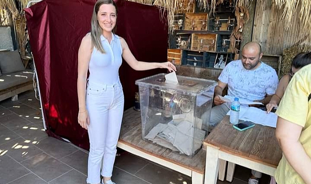 CHP Urla’da Pelin ile beyaz bir sayfa