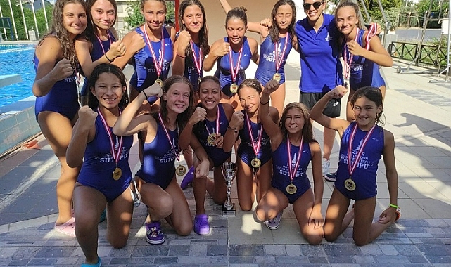 İzmir’in kızlarının bileği bükülmedi