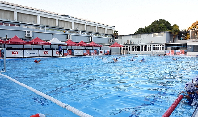 İzmir’in spor tesislerine uluslararası ilgi