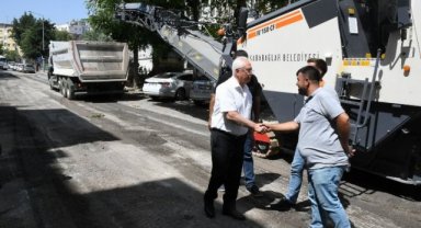 İzmir'de rekor sıcaklıkta yoğun mesai