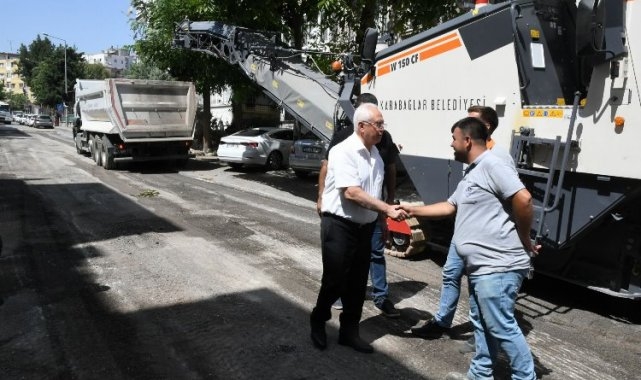 İzmir'de rekor sıcaklıkta yoğun mesai