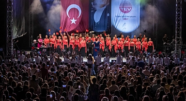 Karsu eğitimde fırsat eşitliği için Çeşme'de sahne aldı