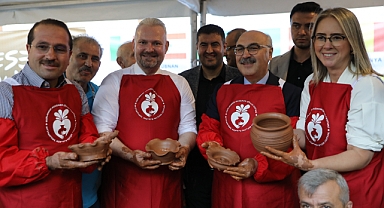Menemen Uluslararası Çömlek Festivali’nde Tema ‘Afet ve Engellilik’