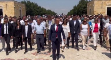 Tanju Özcan Anıtkabir'de..