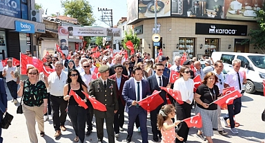Urla’da 97’inci yılında Atatürk coşkusu