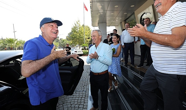 Başkan Engin Görevine Alkışlarla Döndü