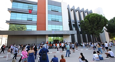 Bayraklı Belediyesinin öğretmen alım sınavı başvuruları bitti