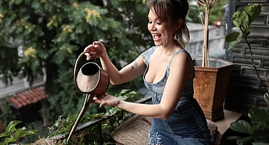 Ceren Akın “ZORSUN” ile 2023’e damga vuracak