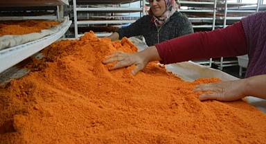 Gediz İle Özdeşleşmiş Gediz Tarhanası Hanımlara İstihdam Kapısı Oluyor