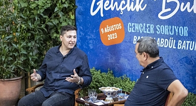 Gençler sordu Başkan Batur yanıtladı