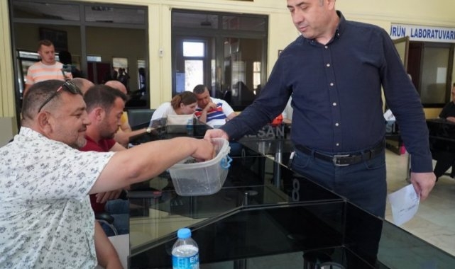 İlk ayçiçeği ürünü kilosu 24,50 TL'den alıcı buldu