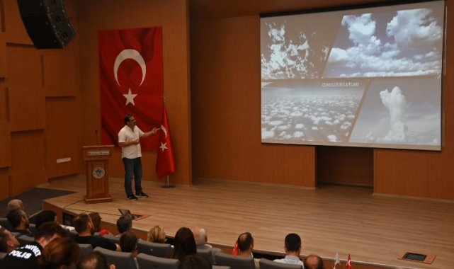 Karabağlar'da '45 Saniye' semineri