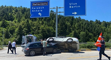 Karabük'te iki otomobil çarpıştı: 1 ölü
