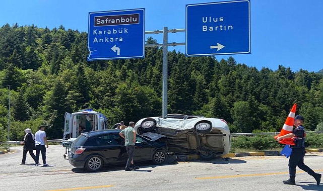 Karabük'te iki otomobil çarpıştı: 1 ölü