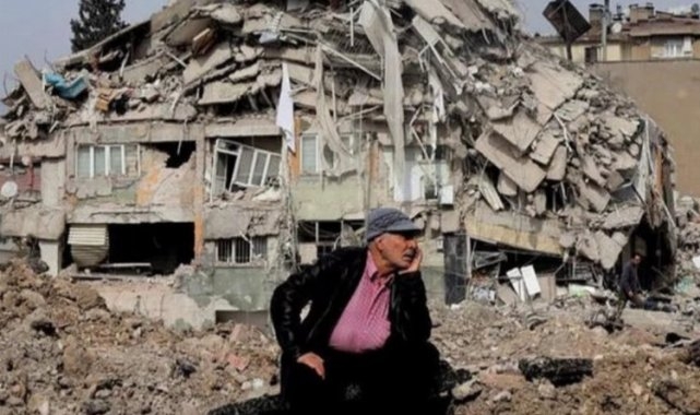 AFAD görevlisi 'çocuğum uyuyor' diyen depremzedeyi azarladı