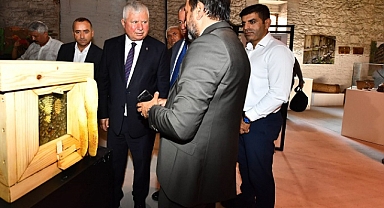 Arı ve arıcılık sergisi İzmir’de kapılarını açtı