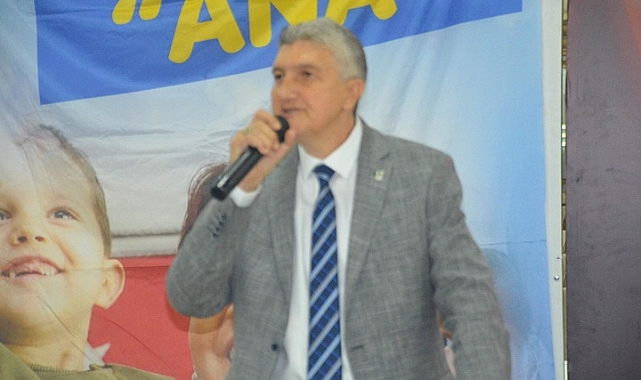 "Bayraklı'ya Üçüncü Bir Yol Olarak Varız!"