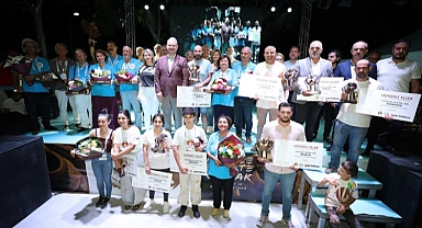 Dünya Menemen’de Buluştu