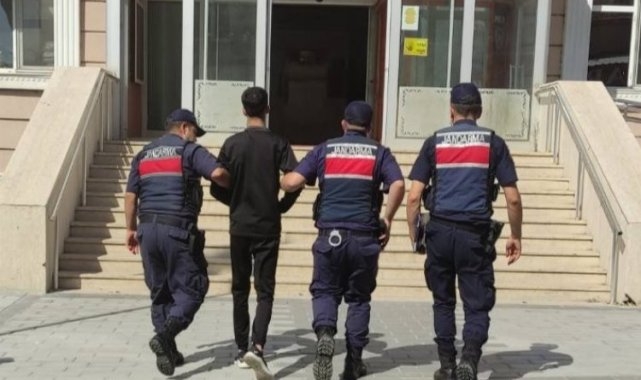 Edirne&#039;de FETÖ/PDY operasyonu: 17 gözaltı