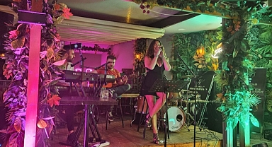 “Foça Çapkını”nda Müzik Ve Lezzet Birarada