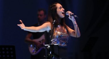 İzmir Güzelbahçe'de 101. yıl coşkusu