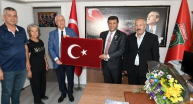 Karabağlar'da gazi ve şehit yakınlarına ziyaret