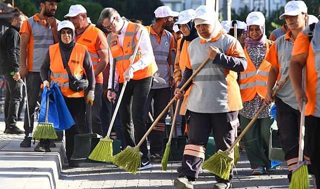 Menemen Belediyesi’nden Dünya Temizlik Günü Etkinliği