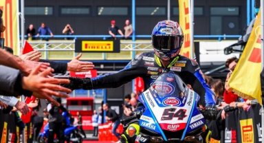 Toprak Razgatlıoğlu Fransa'da zirvede